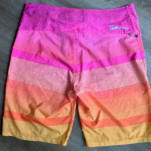 Men’s Hurley Boardshort - Picture 3 of 3